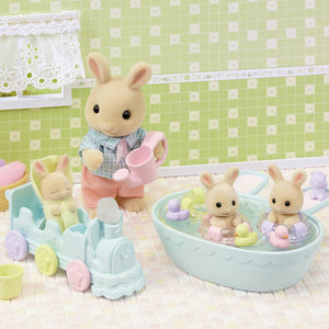 Calico Critters Triplets Baby Bathtime Set