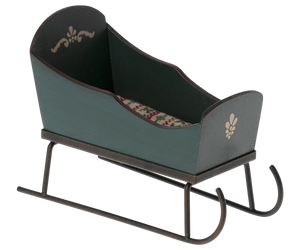 Maileg Mouse Sleigh in Green