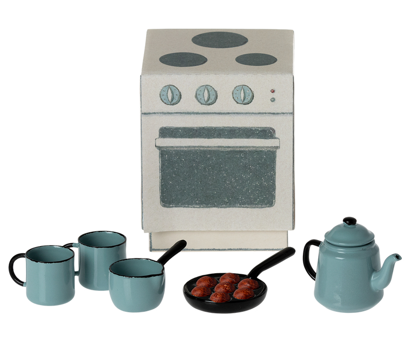 Maileg Madam Blue's Favorites and Stove