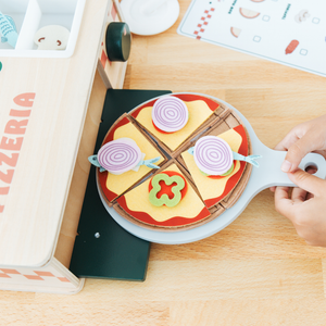 Pearhead Wooden Pizzeria Toy Set, 18-Piece Pizza Pretend Play Food