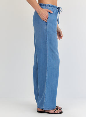 Bella Dahl Wide Leg Drawstring Pant in Indigo Harbor Wash