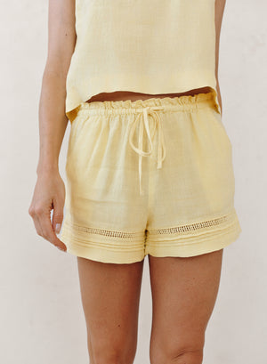Bella Dahl Pintuck Short in Lemon Drop
