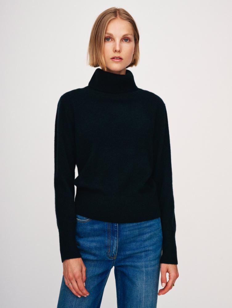 White + Warren Cashmere Essential Turtleneck Sweater in Black