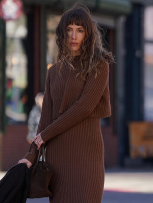 White + Warren Cashmere Blend Ribbed Crew Sweater in Umber