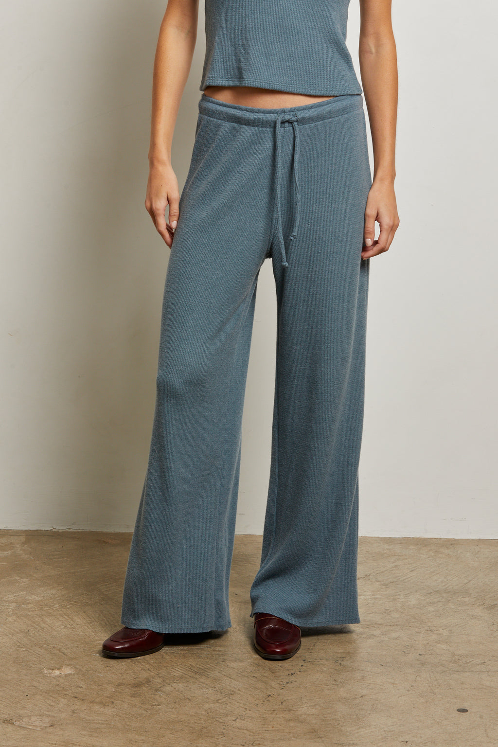 perfectwhitetee Maddie Waffle Pant in Slate