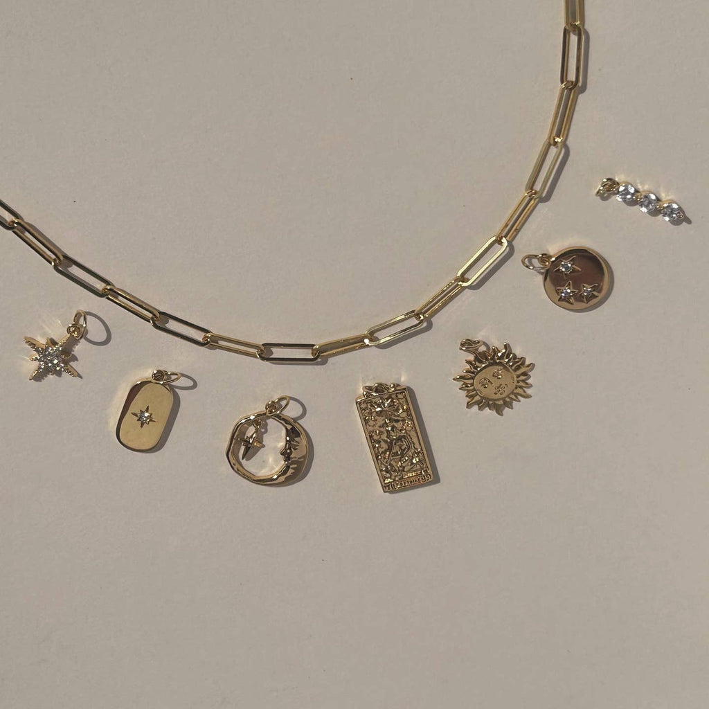 Mod + Jo Yara Tag Charm in Gold