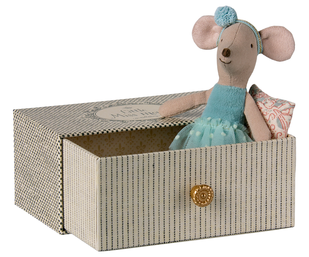Maileg Little Sister Dance Mouse in a Daybed
