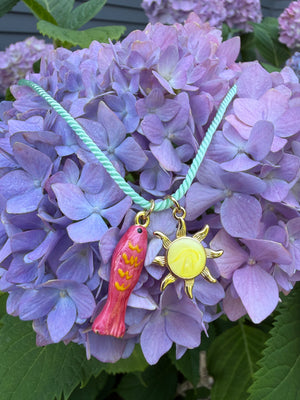 Forever Blythe Girls Catching Sun Necklace