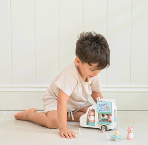 Tender Leaf Toys Kitty's Milkshake Van