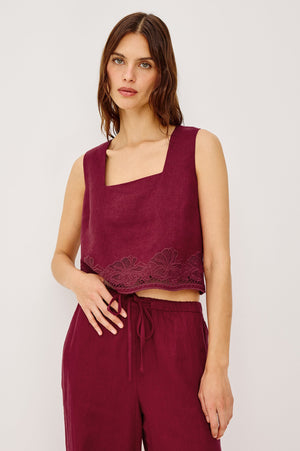 Rails Akira Top in Berry Hibiscus Embroidery