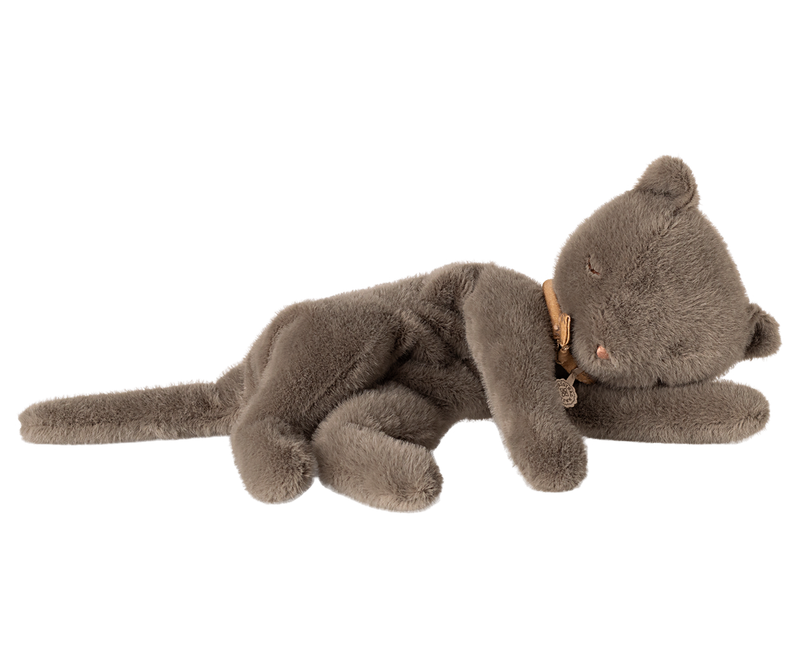 Maileg Sleeping Kitten in Grey