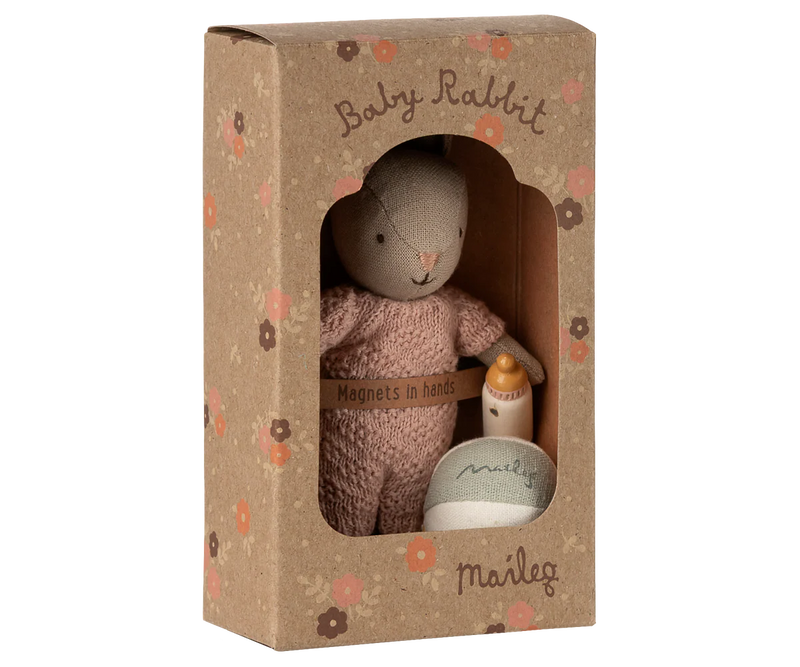Maileg Winter Micro Rabbit Set in Sand/Rose
