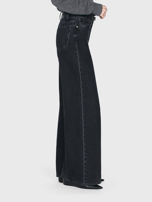 Frame Easy Wide Flare Jean in Inkwell