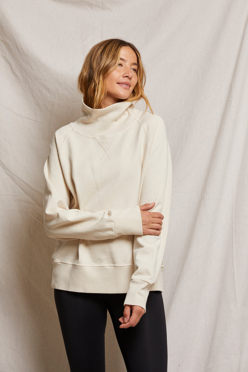 perfectwhitetee Faris Oversized Turtleneck Pullover in Sugar