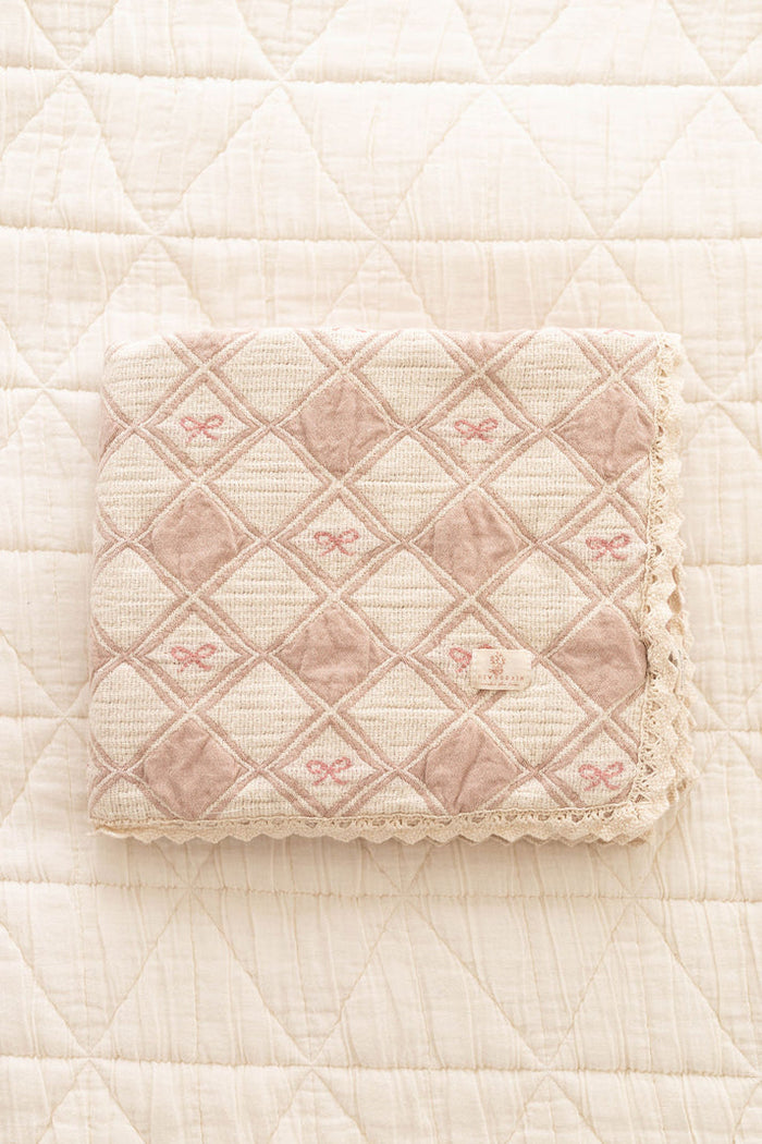 New Grain Patchwork Blanket in Bows