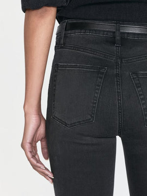 Frame Le Sleek Straight Leg Jean in Kerry