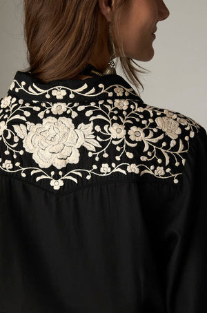Maison Hotel Antonio Shirt in Black
