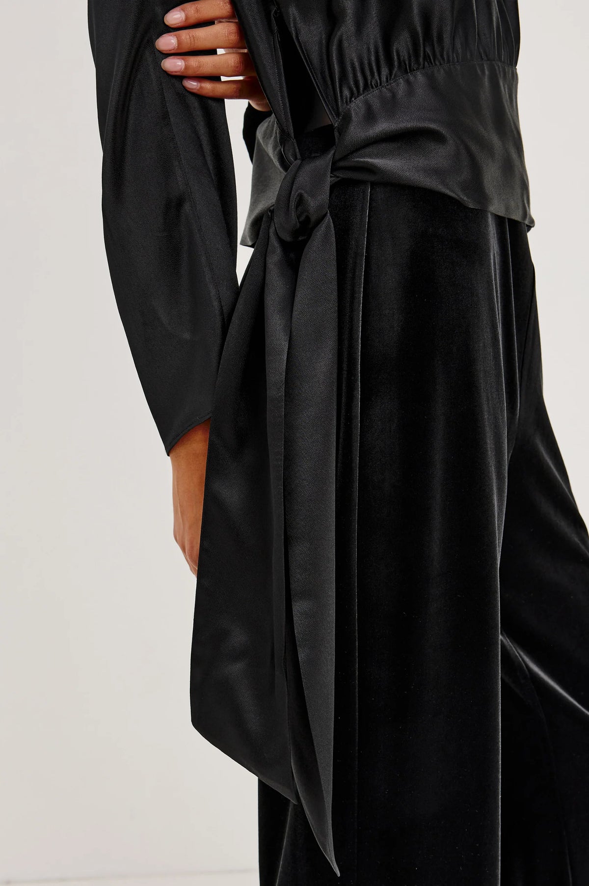 Rails Opal Top in Black