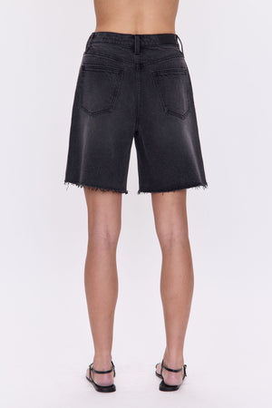 Pistola Kaylee Cut Off Short in After Hours