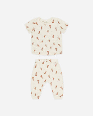 Rylee + Cru Tee + Slouch Pant Set in Lobsters