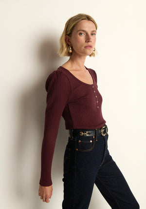 Nation Reeva Henley in Port