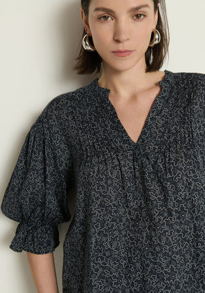 Nation Scarlet Pintuck Blouse in Santa Fe Floral