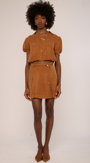 Love the Label Faelyn Top in Cognac