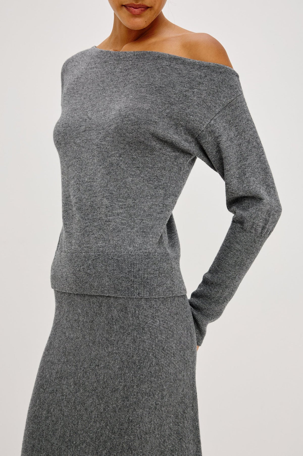 Rails Tianna Sweater in Heather Charcoal