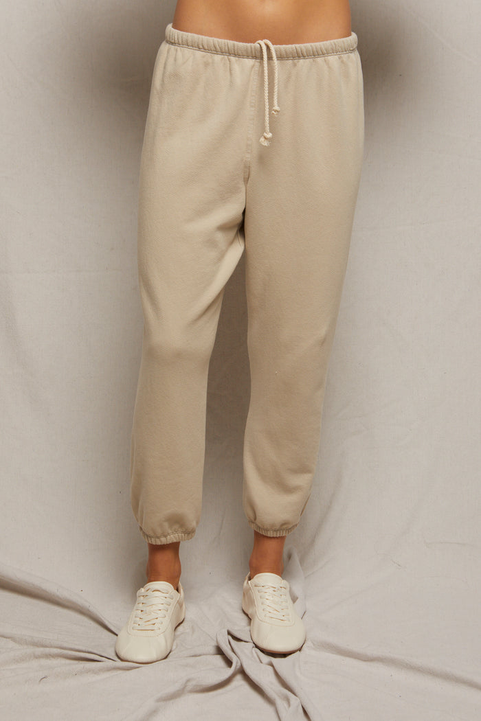 perfectwhitetee Johnny Jogger in Putty