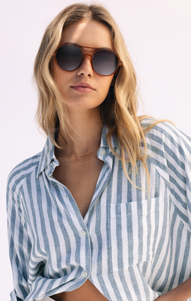 Z Supply Summerland Sunglasses in Brown Tort-Gradient