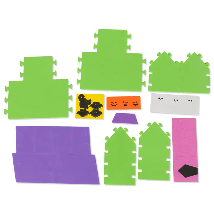 IScream Decorate A Haunted House Kit