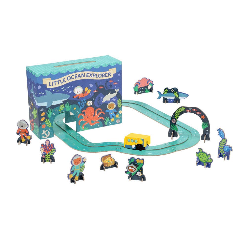 Chronicle Books Little Ocean Explorer Wind Up and Go Playset