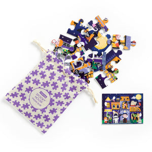 Chronicle Books Spooky House 36 - Piece Puzzle to Go