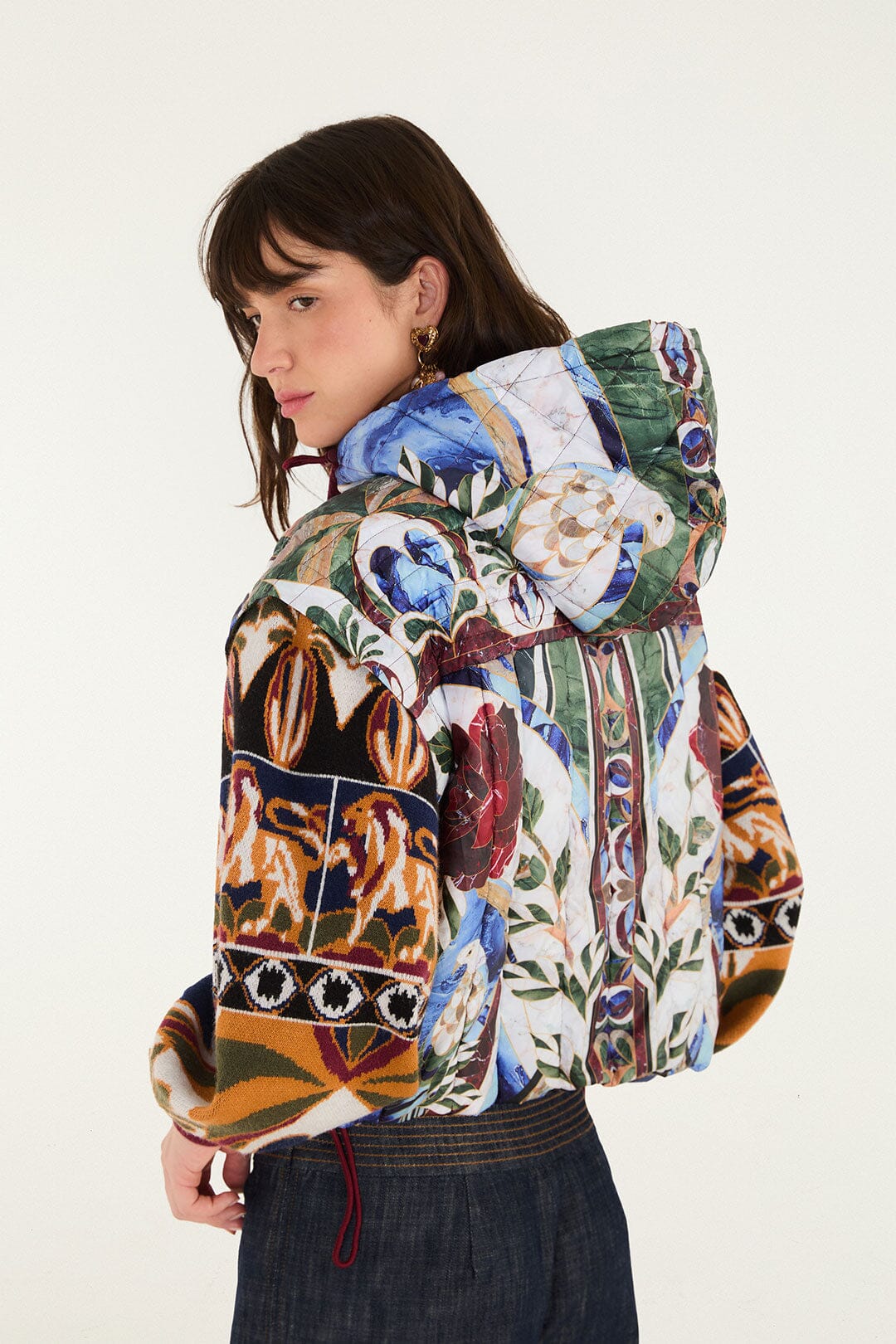 Farm Rio Pietra Cura Cropped Puffer Jacket in Tapestry