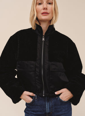 B20205-M50-300 - FUNNEL NECK UTILITY SHERPA JACKET