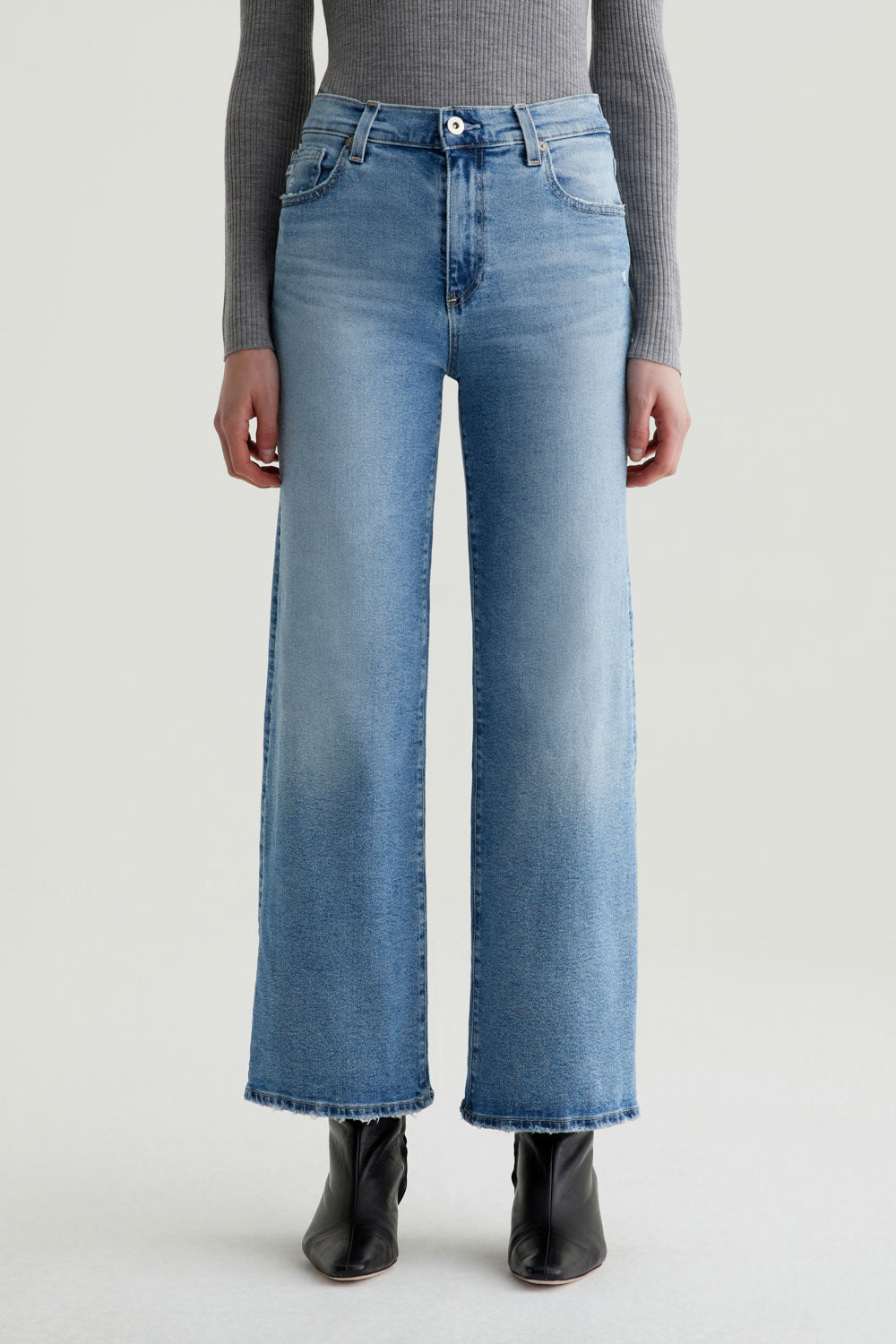 AG Saige Wide Leg Crop Denim in Momento