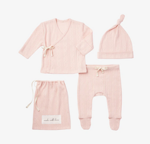 Elegant Baby Newborn Gift Set in Pink